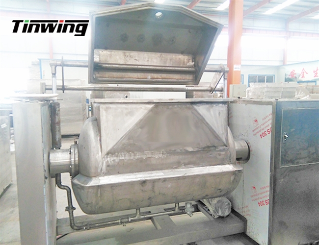 Horizontal stirring cooking pot